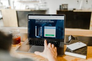 List of Startups Funded and Owned by Virat Kohli | Virat Kohli Investment in Startups