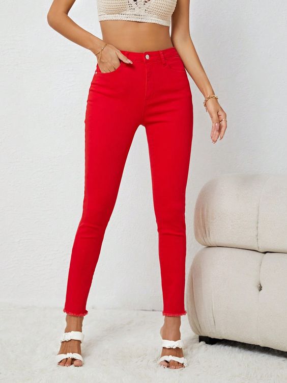 Skinny Jeans In Bright Colors