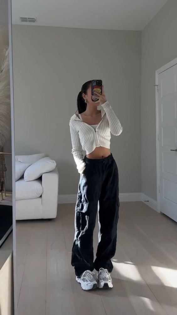 E-girl outfits