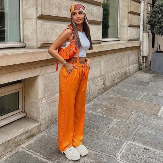 orange pants with sneakers