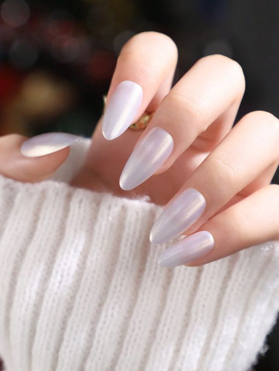 Lucent White Nails